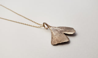 Ginkgo leaf necklace in bronze and Gold Filled 14k 
