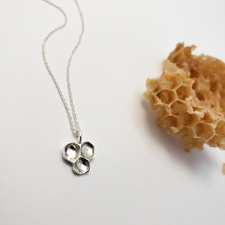 Honeycomb Necklace in Silver